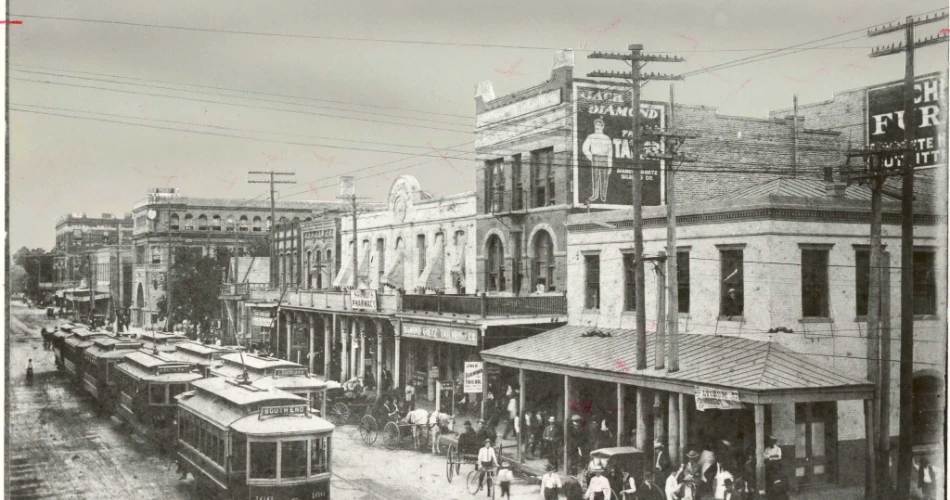 Una Guía a Través del Pasado de Houston