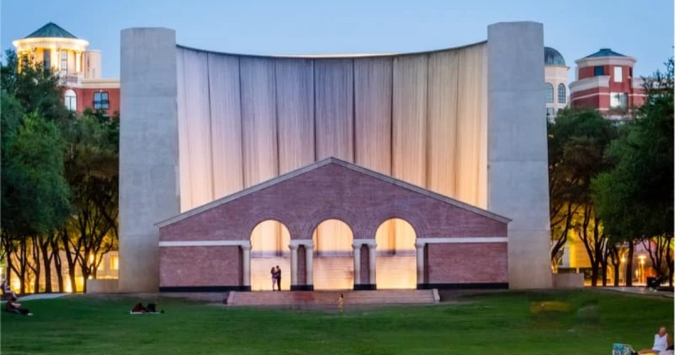 Una visita al Parque Waterwall de Gerald D. Hines en Houston, Texas